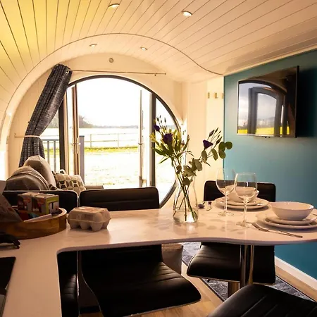 롯지 Hollins Farm - Dog Friendly, Self Catering