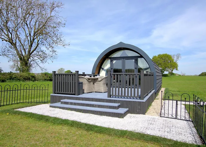 Lodge Hollins Farm - Dog Friendly, Self Catering Knaresborough