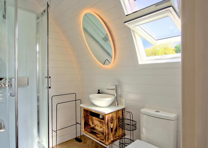 Hollins Farm - Dog Friendly, Self Catering * Knaresborough