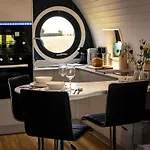 Hollins Farm - Dog Friendly, Self Catering * 내어스버러