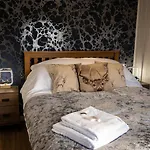롯지 Hollins Farm - Dog Friendly, Self Catering 내어스버러