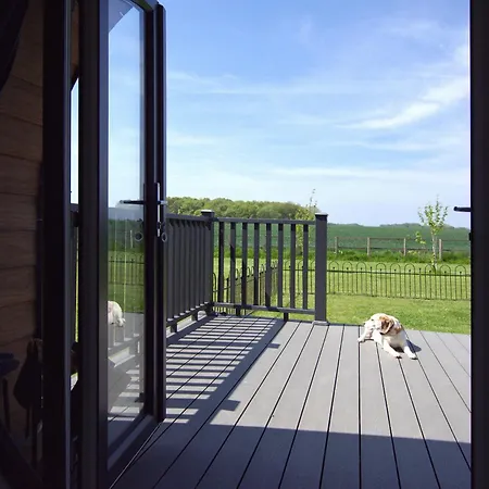 Hollins Farm - Dog Friendly, Self Catering * 내어스버러